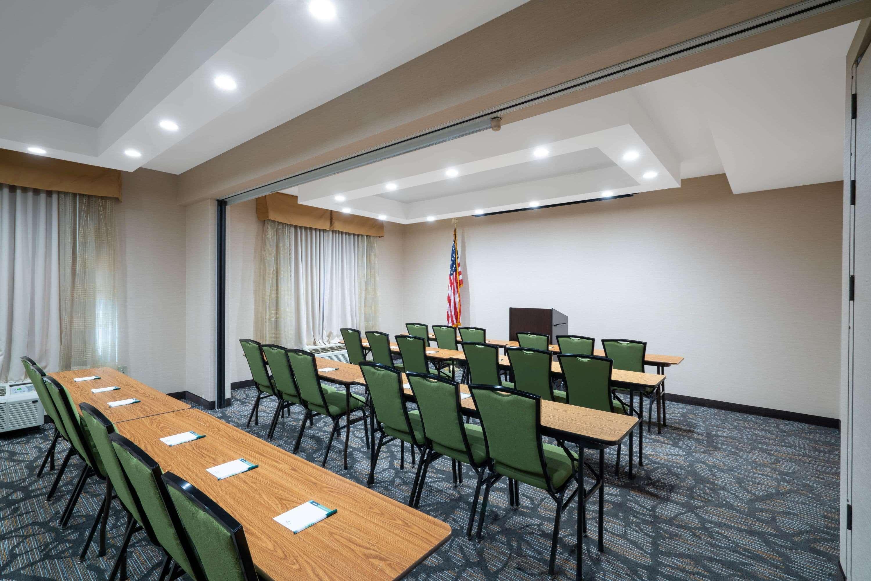 Wingate By Wyndham At Asheville Airport Hotel