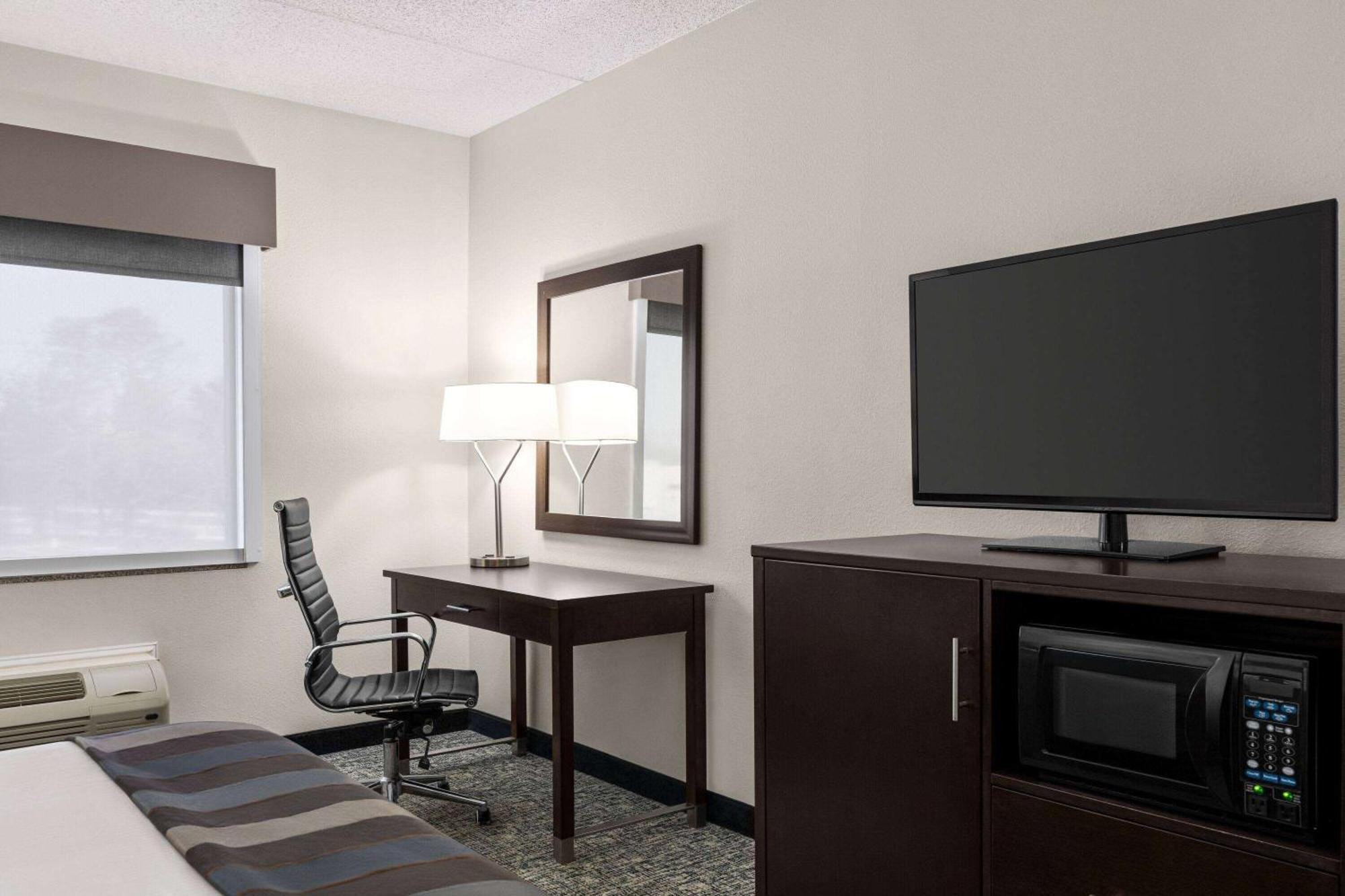 Wingate By Wyndham At Asheville Airport Fletcher
