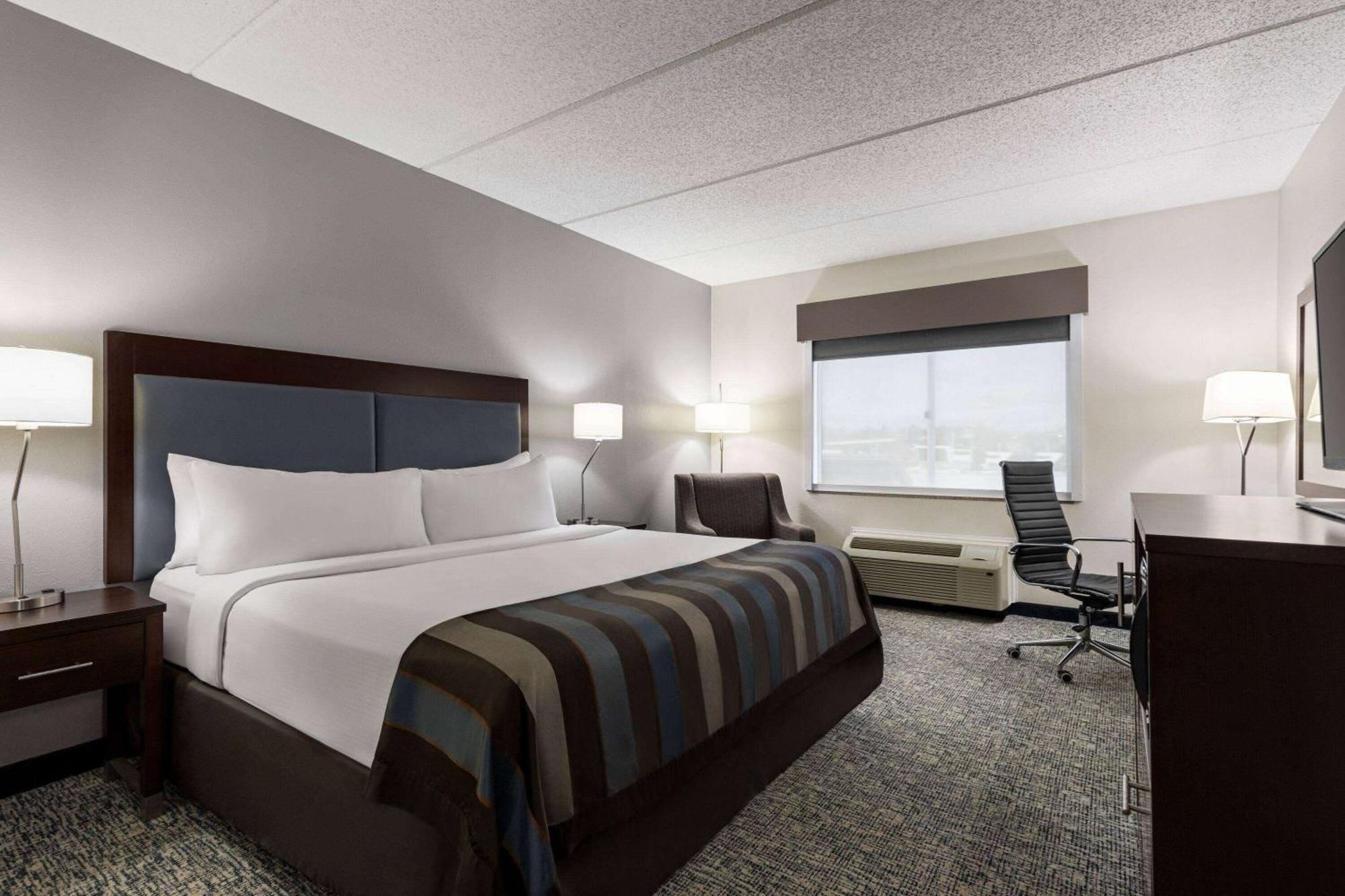 Hotel Wingate By Wyndham At Asheville Airport Fletcher