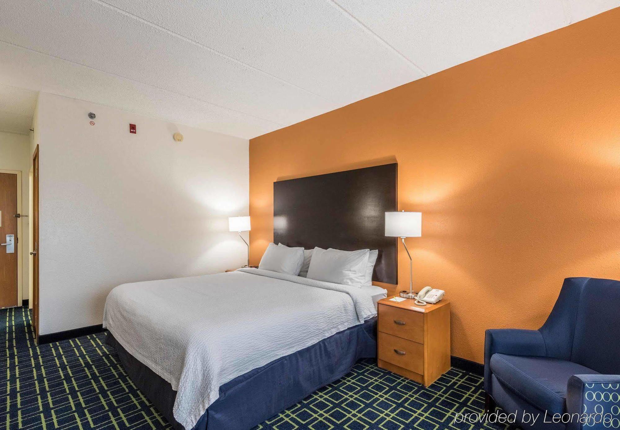 Hotel Wingate By Wyndham At Asheville Airport 3*