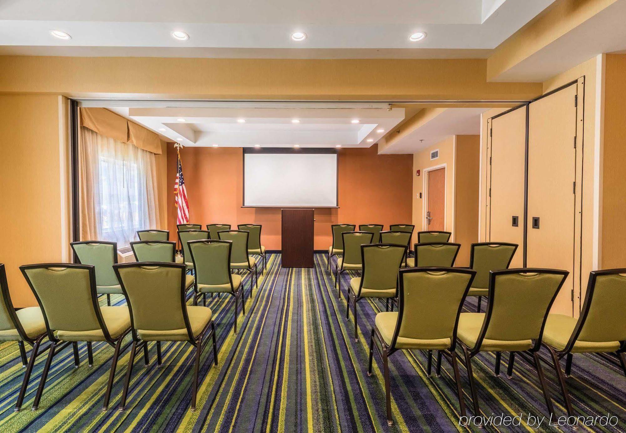 Hotel Wingate By Wyndham At Asheville Airport