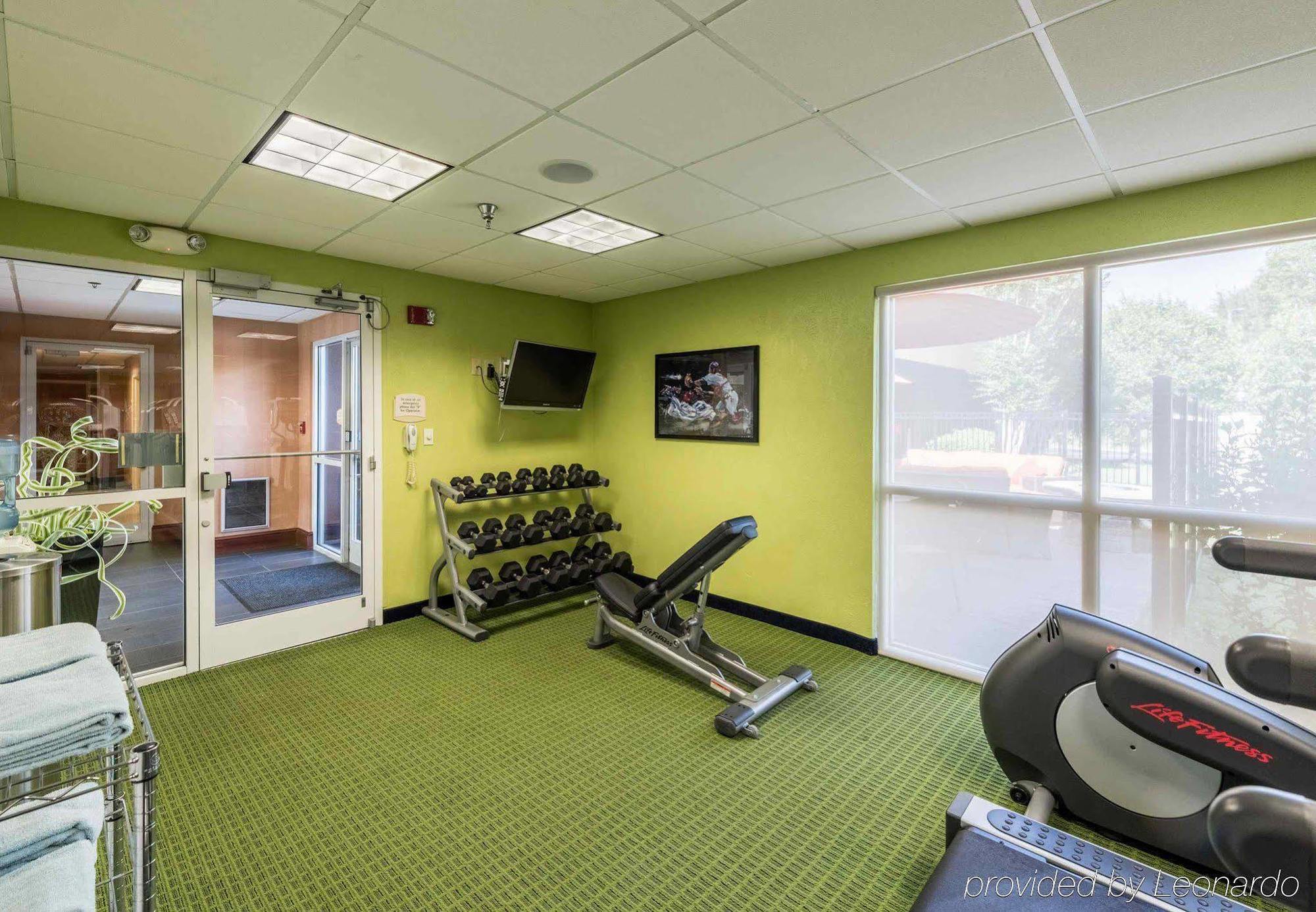 Wingate By Wyndham At Asheville Airport 3*