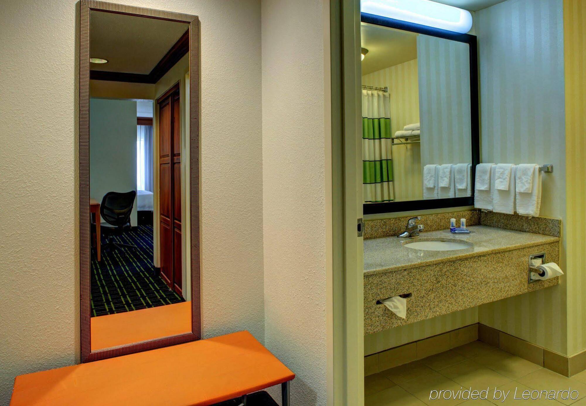Hotel Wingate By Wyndham At Asheville Airport